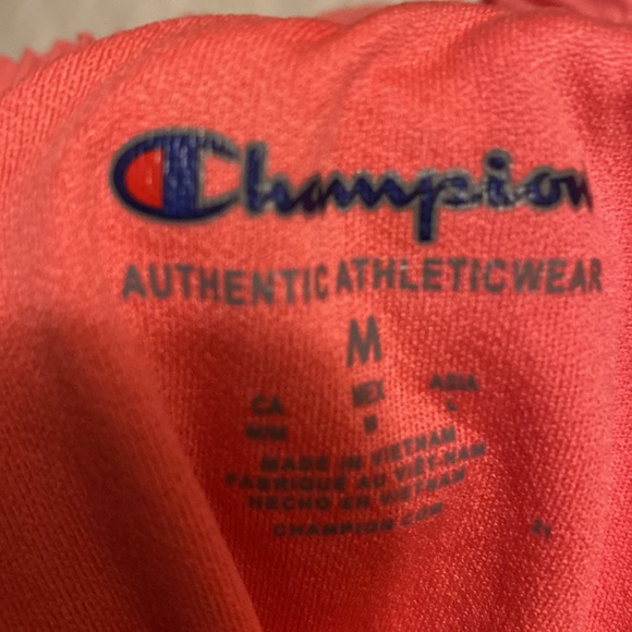 Champion sports bra and running shorts - Picture 9 of 9